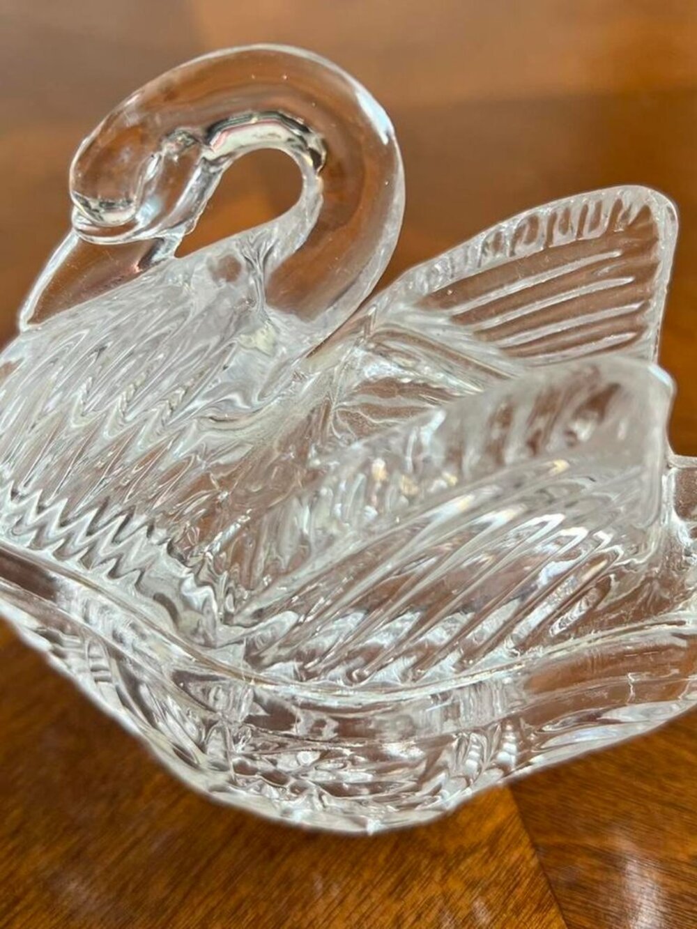 Clear Cut Glass Swan Trinket Box - Picture 2 of 3